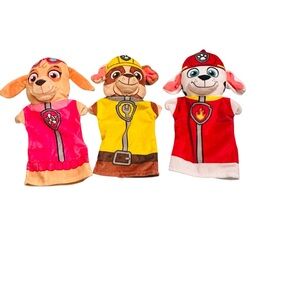 Melissa & Doug Plush Puppets with Yellow and Brown Accents